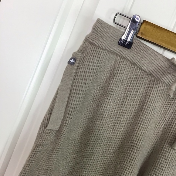Figs Loungewear Ribbed Knit Pants in Latte Size Small. - Picture 4 of 10